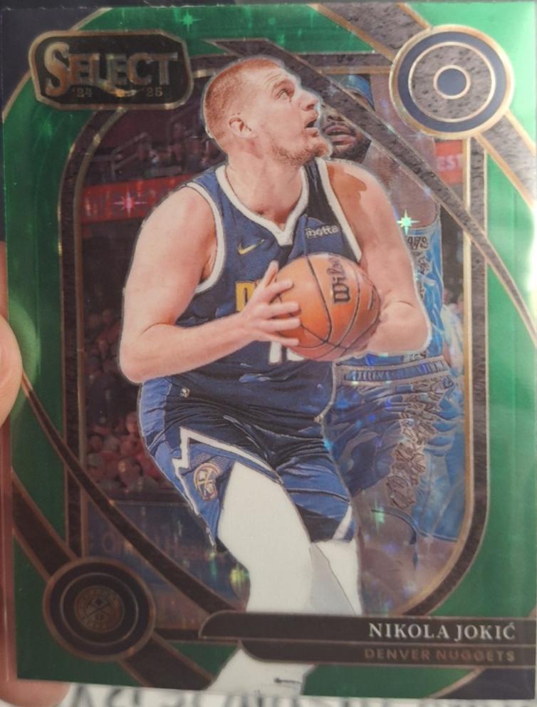 Nikola Jokic [Green Stars Prizm] #203