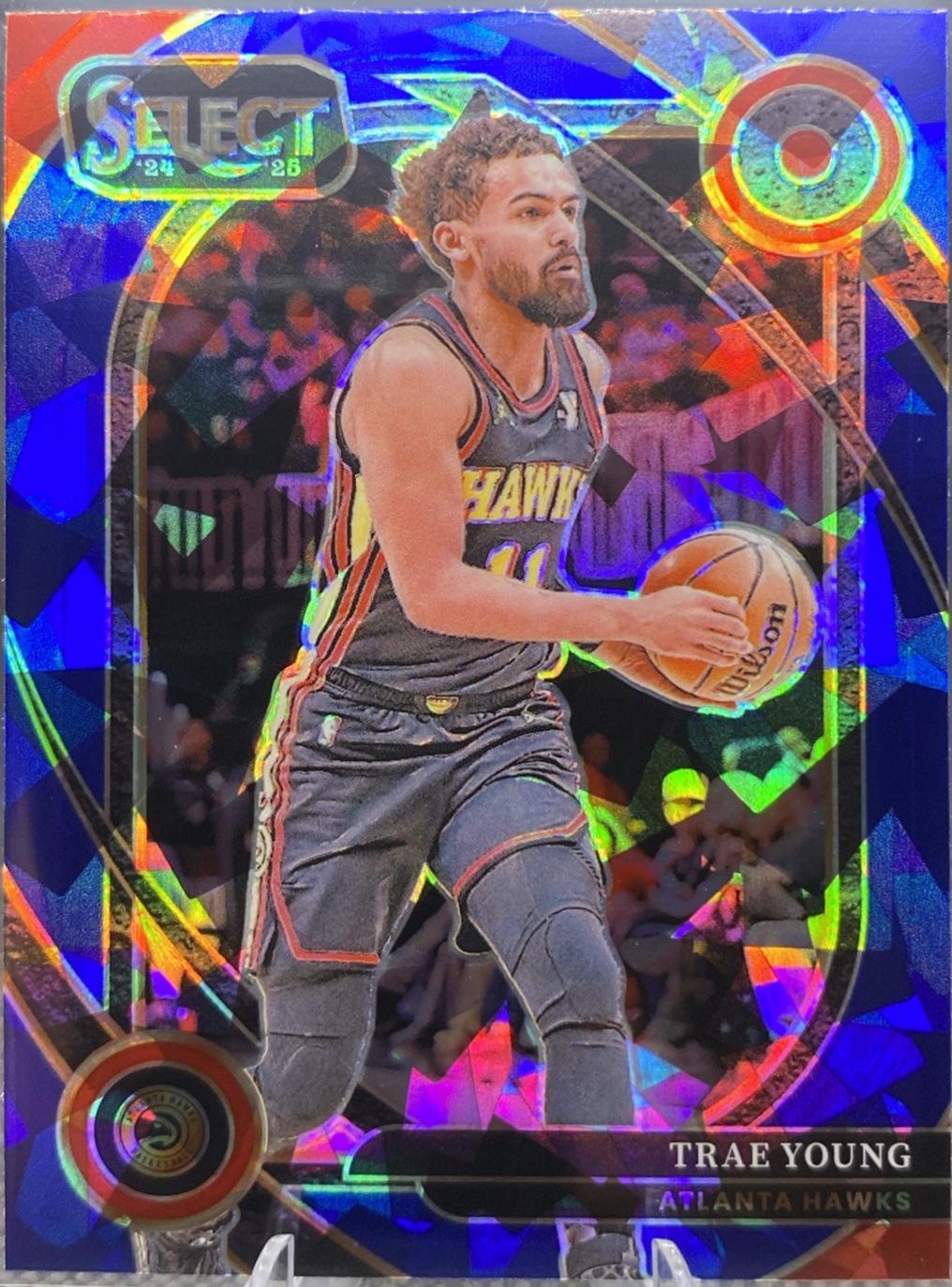 Trae Young [Blue Cracked Ice Prizm] #223