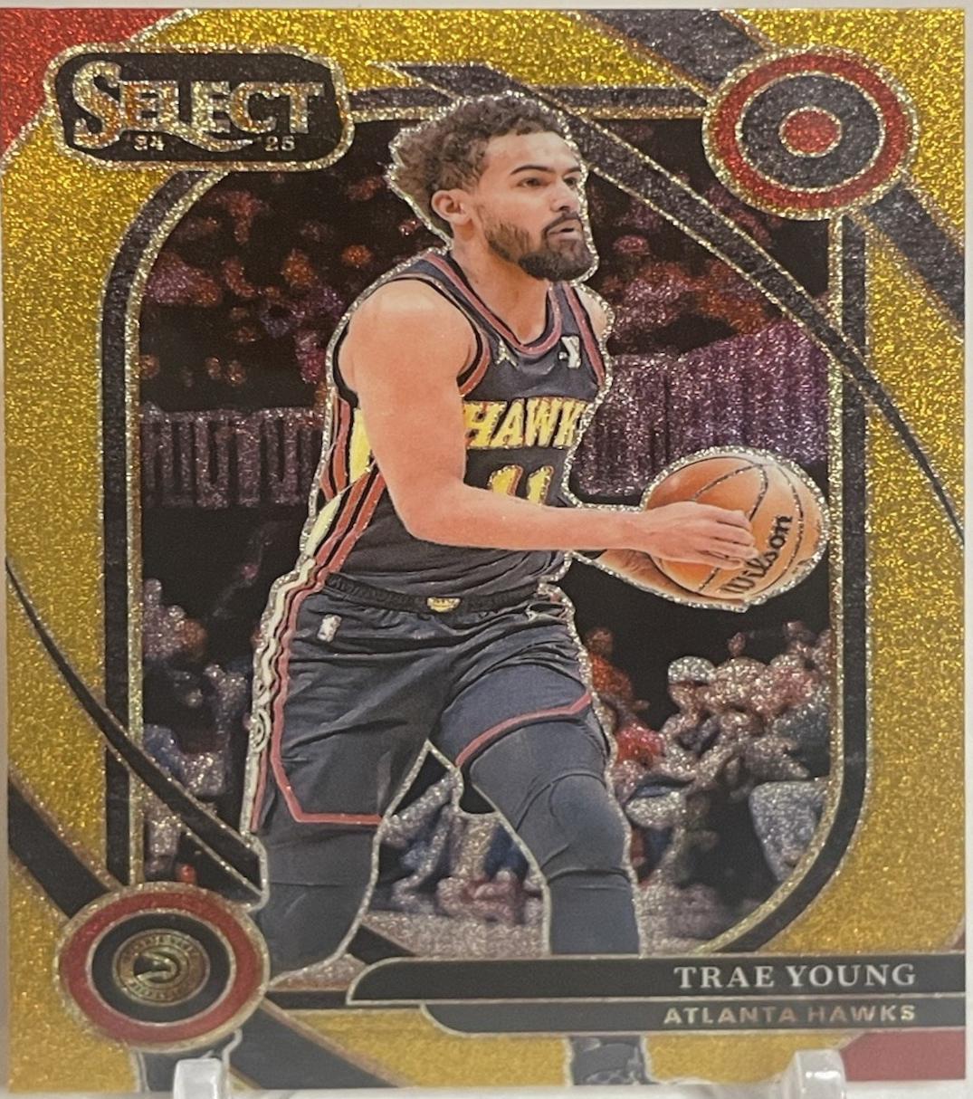 Trae Young [Gold Glitter Prizm] #223