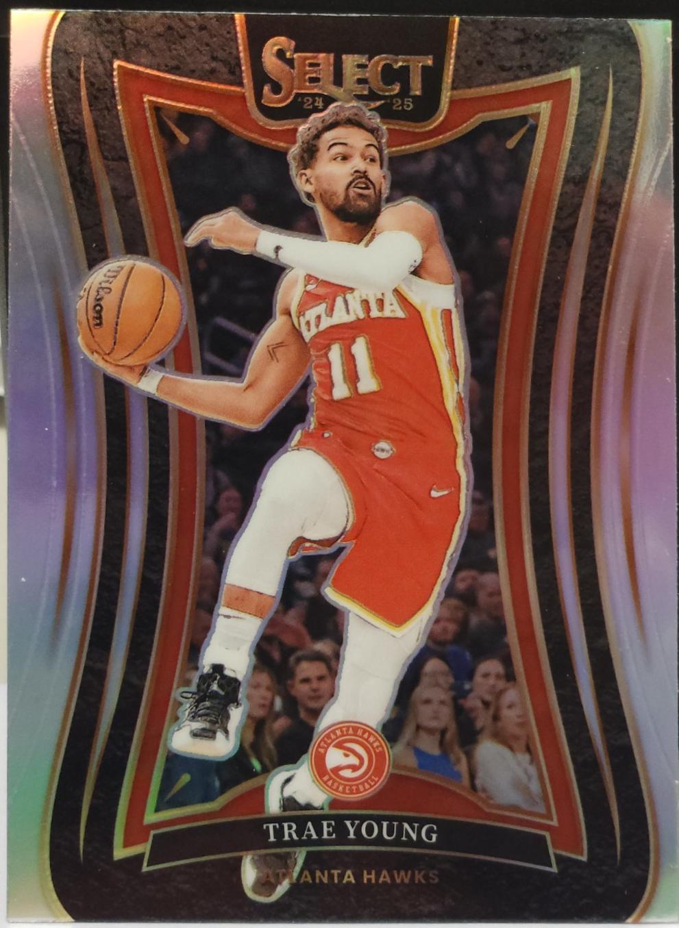 Trae Young [Silver Prizm] #341