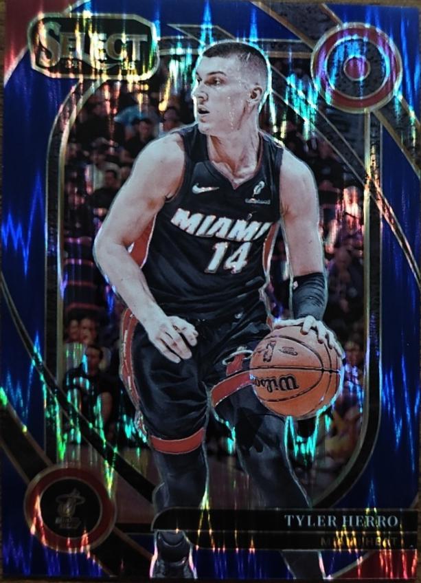 Tyler Herro [Blue Flash Prizm] #218
