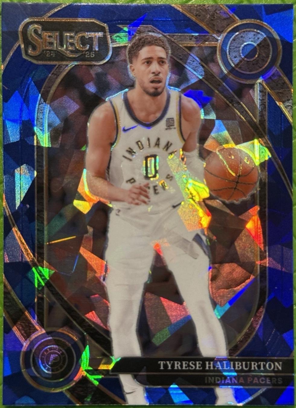 Tyrese Haliburton [Blue Cracked Ice Prizm] #220