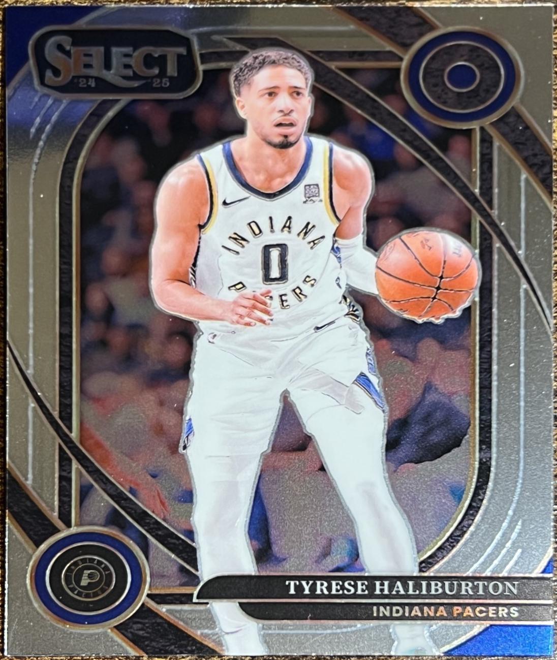 Tyrese Haliburton [Tectonic Prizm] #220
