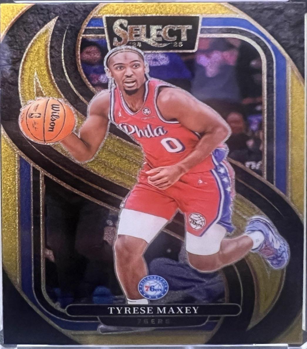 Tyrese Maxey [Gold Glitter Prizm] #156