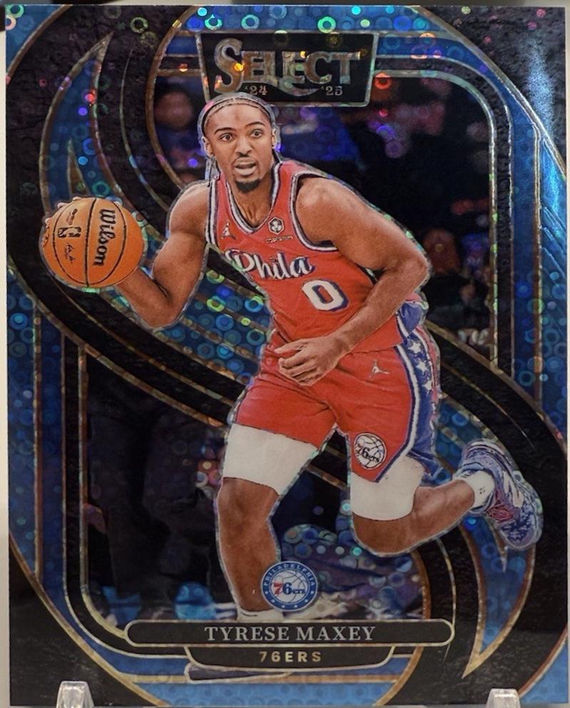 Tyrese Maxey [Light Blue Disco Prizm] #156
