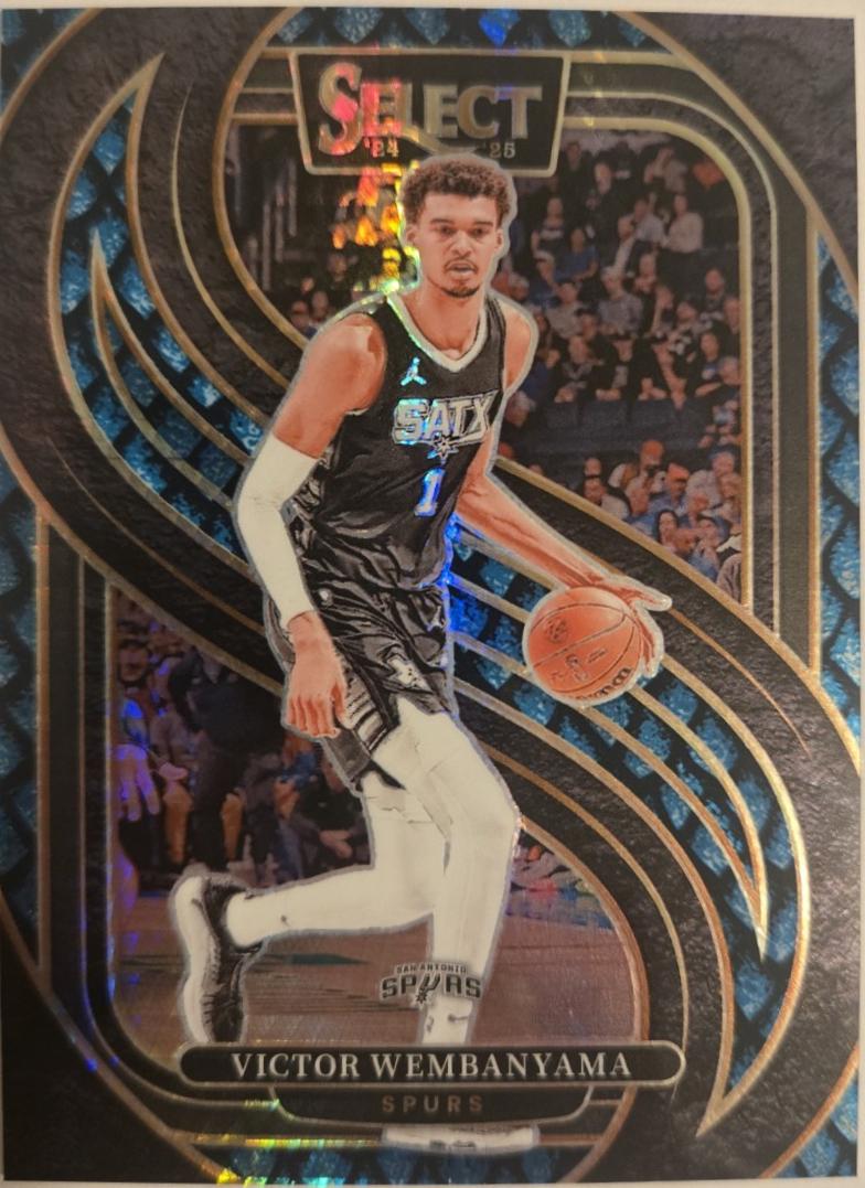 Victor Wembanyama [Dragon Scale Prizm] #102