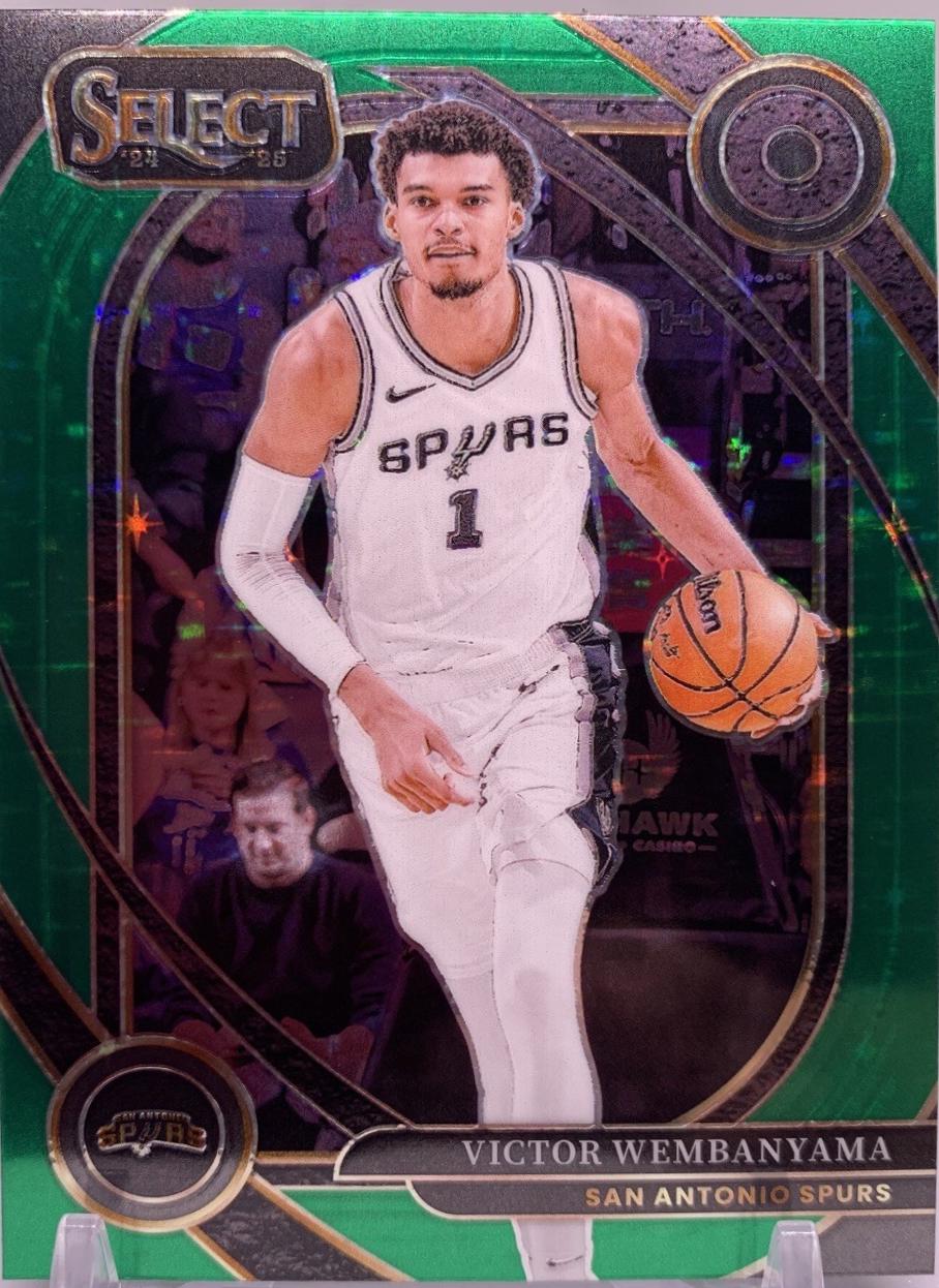 Victor Wembanyama [Green Stars Prizm] #229