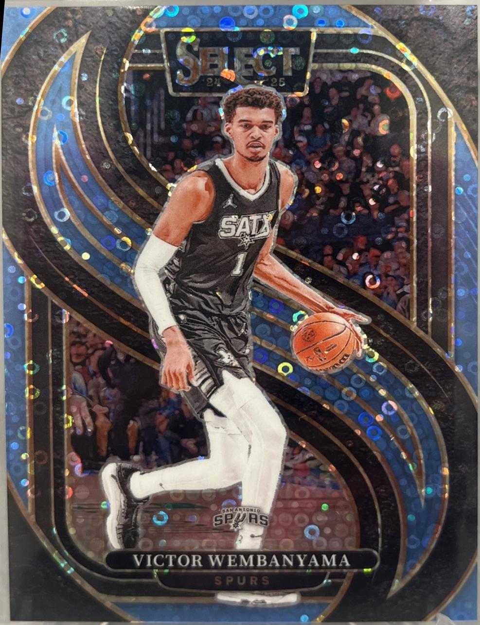 Victor Wembanyama [Light Blue Disco Prizm] #102