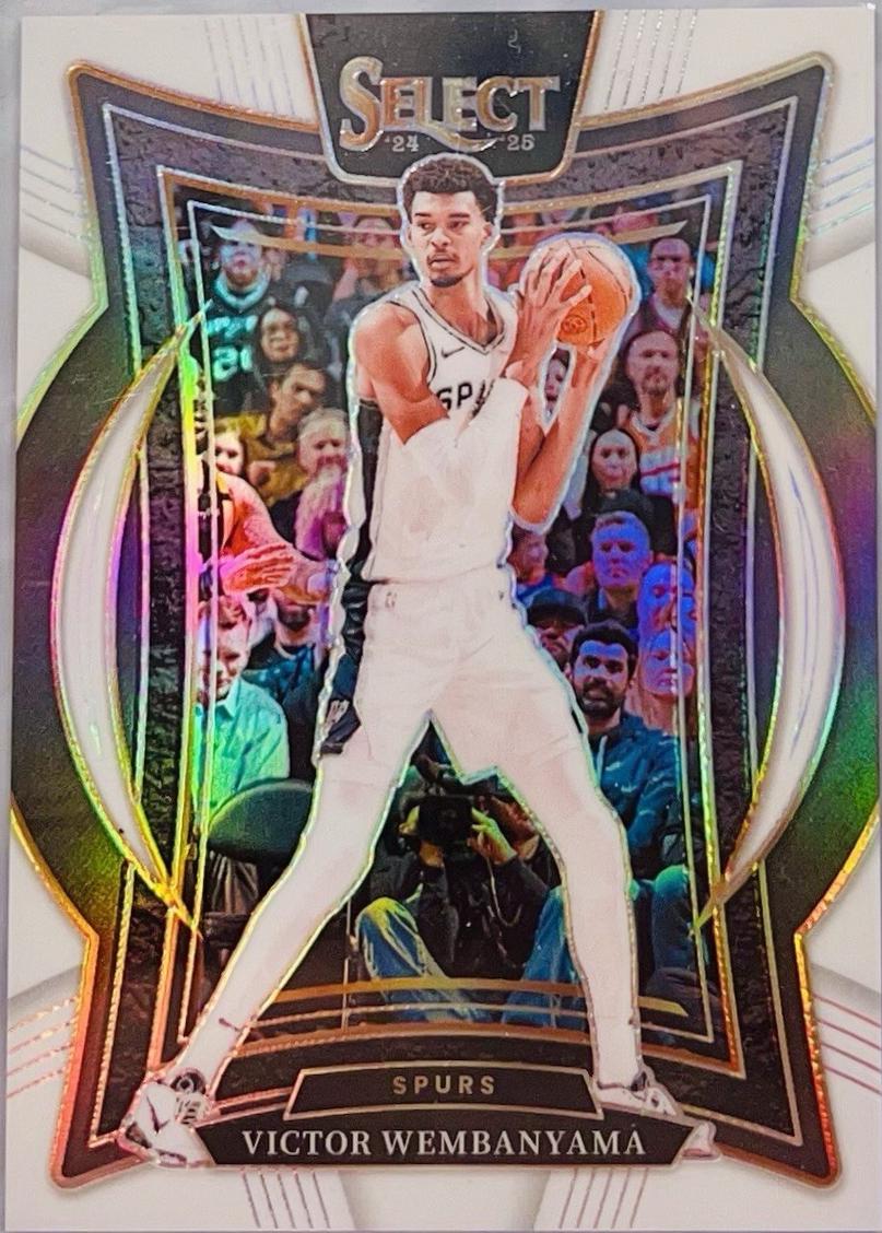 Victor Wembanyama [White Prizm] #102