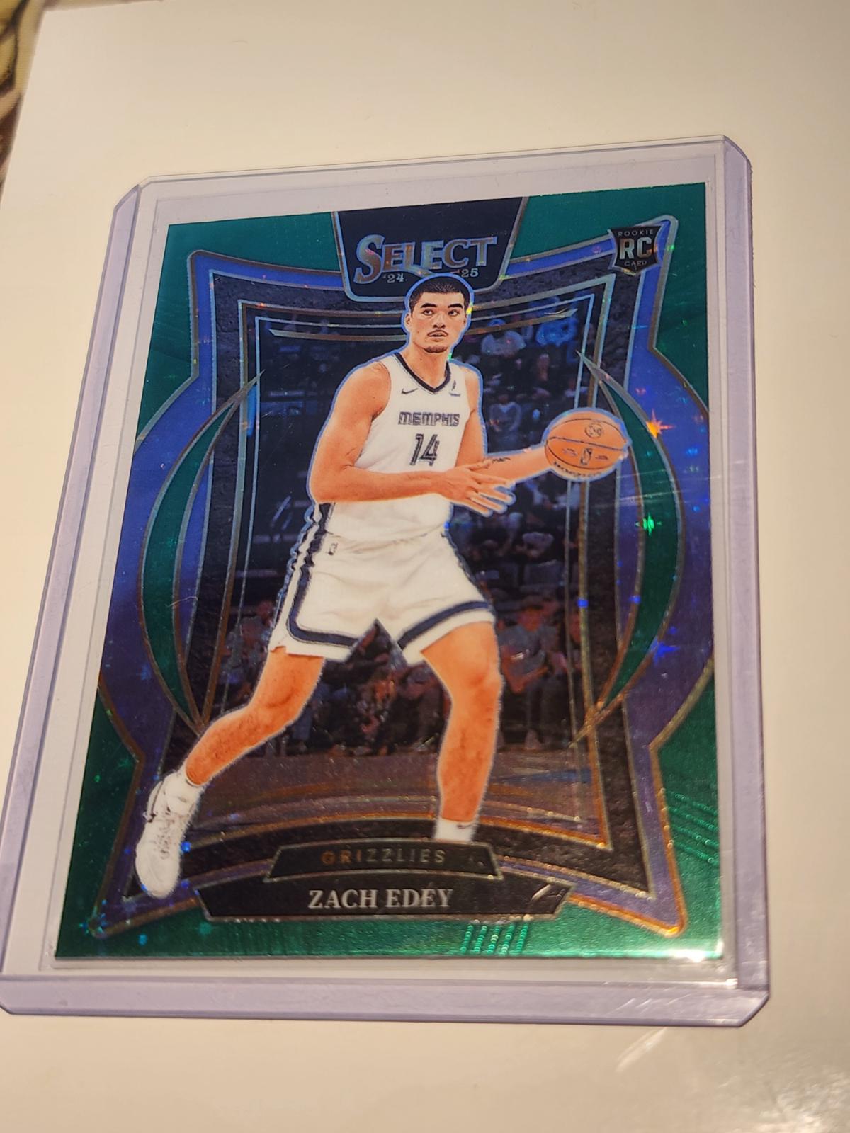 Zach Edey [Green Stars Prizm] #98