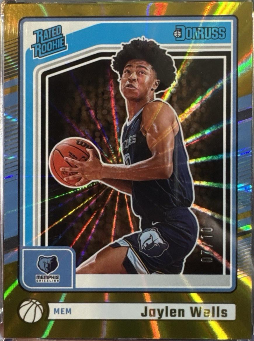 Jaylen Wells [Holo Gold Laser] #245