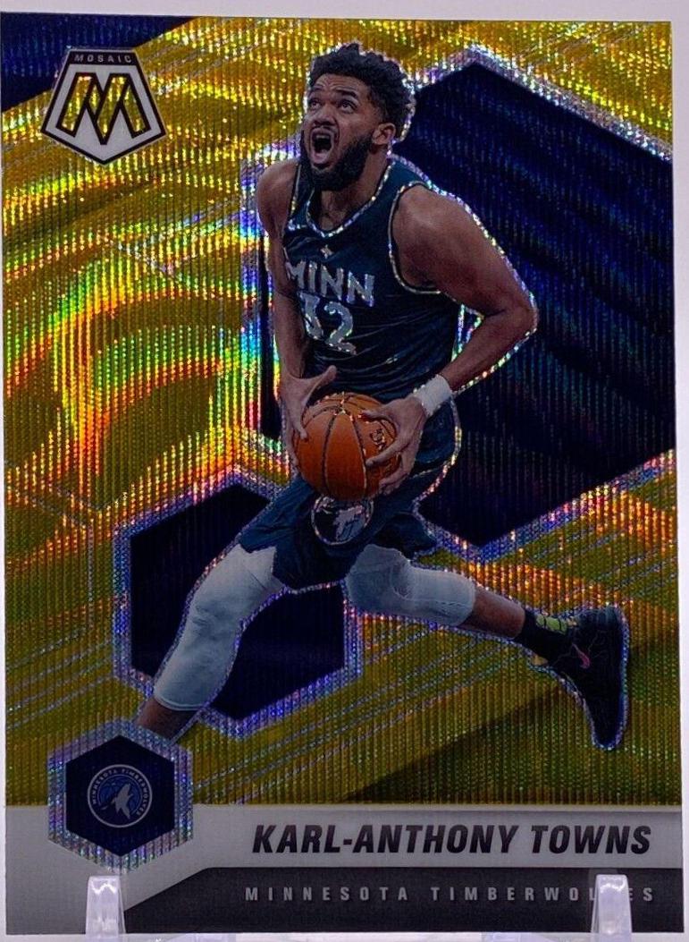 Karl Anthony Towns [Gold Wave] #124