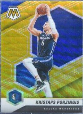 Kristaps Porzingis [Gold Wave] #74