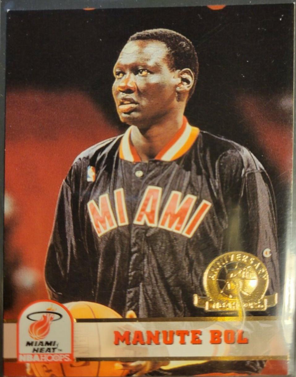 Manute Bol [5th Anniversary Gold] #359