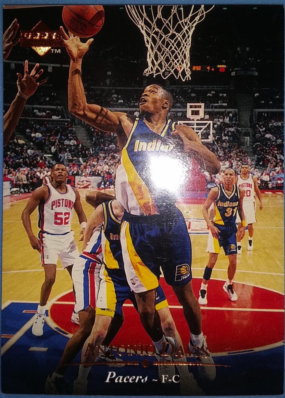 Antonio Davis #8