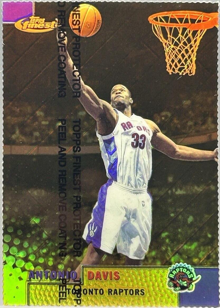 Antonio Davis [Gold Refractor] #146