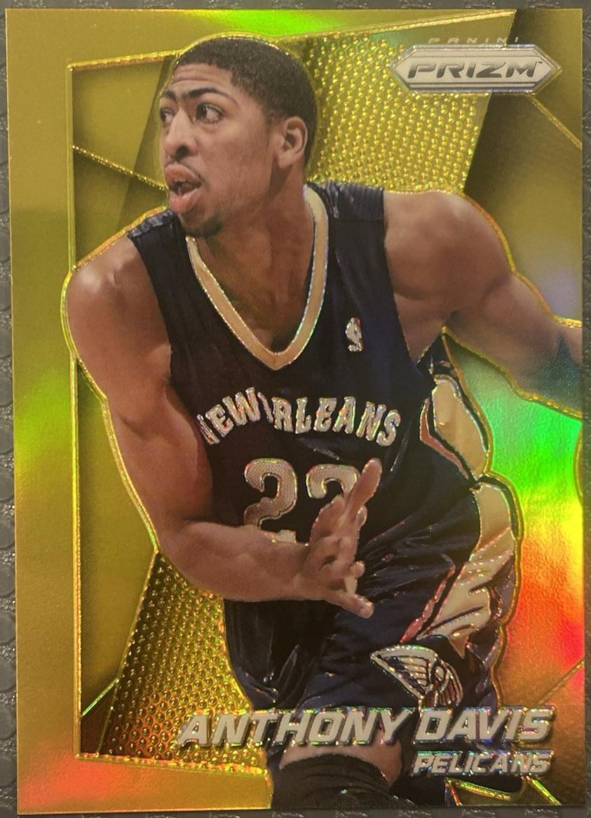 Anthony Davis [Gold Prizm] #107