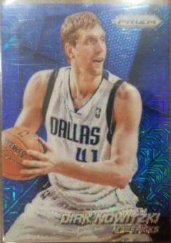 Dirk Nowitzki [Blue Mojo Prizm] #121