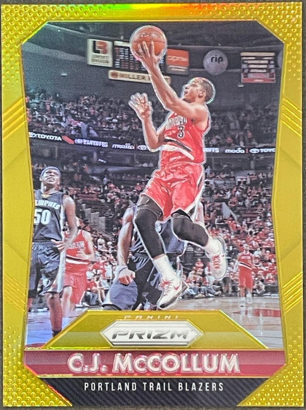C. J. McCollum [Gold Prizm] #199