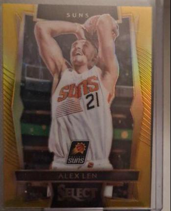Alex Len [Gold Prizm] #40