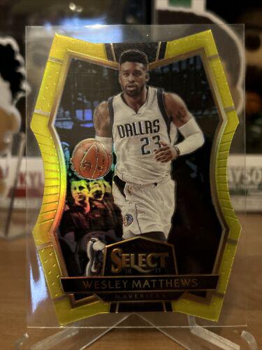Wesley Matthews [Die Cut Gold Prizm] #200