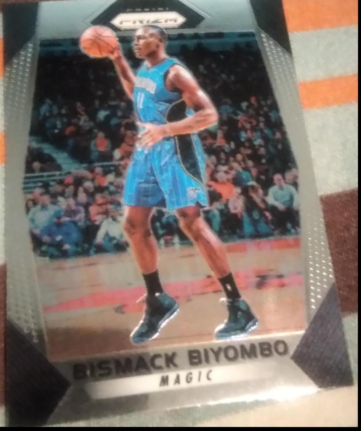 Bismack Biyombo [Silver Prizm] #75