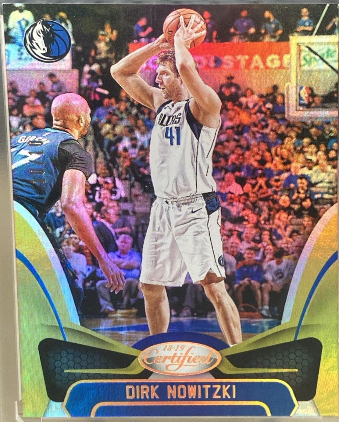 Dirk Nowitzki [Mirror Gold] #76