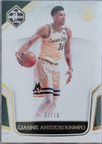 Giannis Antetokounmpo [Gold] #389