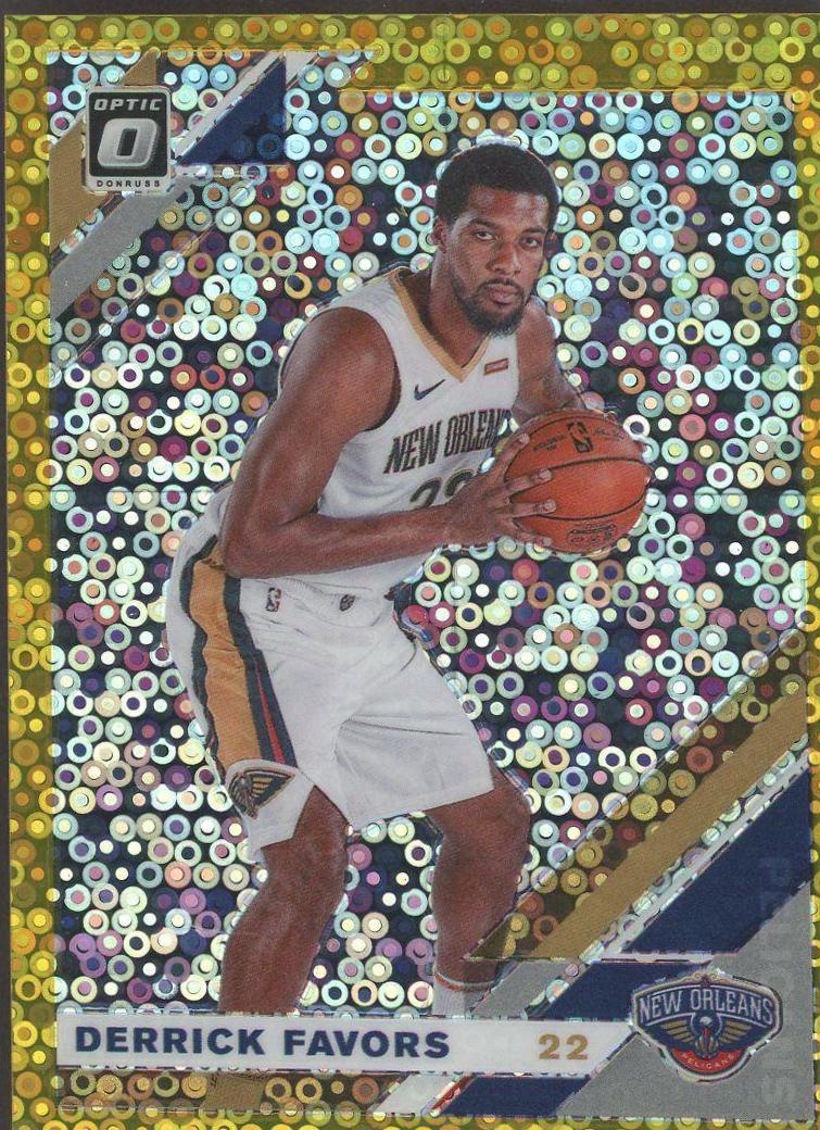 Derrick Favors [Fast Break Gold] #33