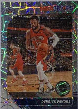Derrick Favors [Silver Prizm] #190