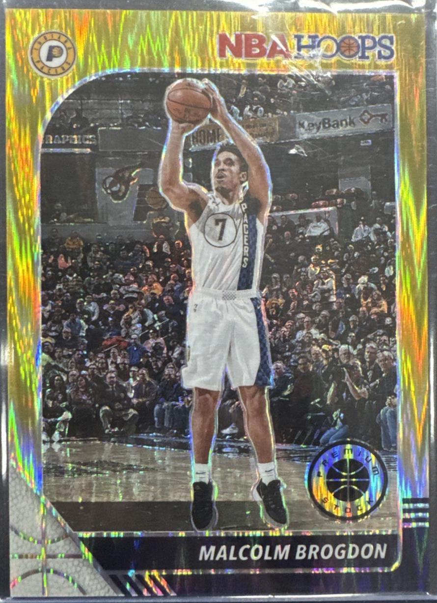 Malcolm Brogdon [Gold Shimmer] #104