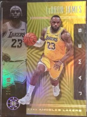 LeBron James [Gold] #20