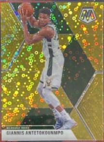 Giannis Antetokounmpo [Fast Break Gold] #75