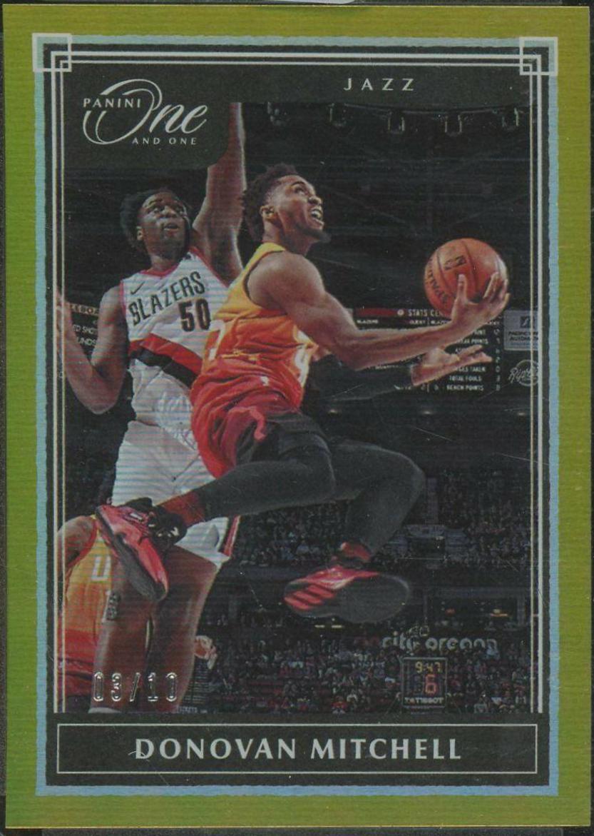 Donovan Mitchell [Gold] #39