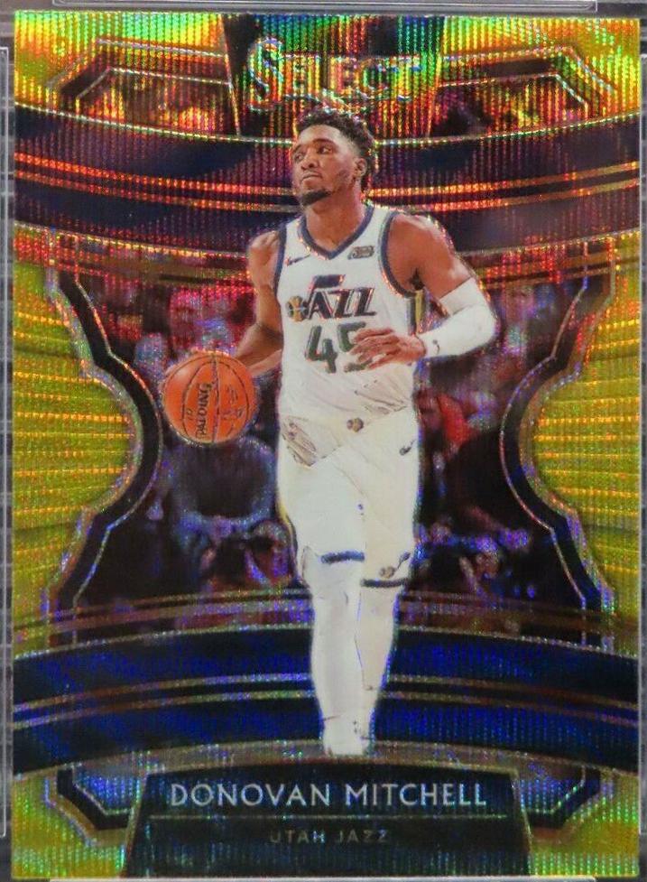Donovan Mitchell [Gold Prizm] #90