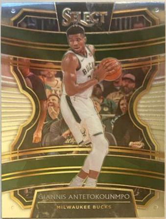 Giannis Antetokounmpo #22