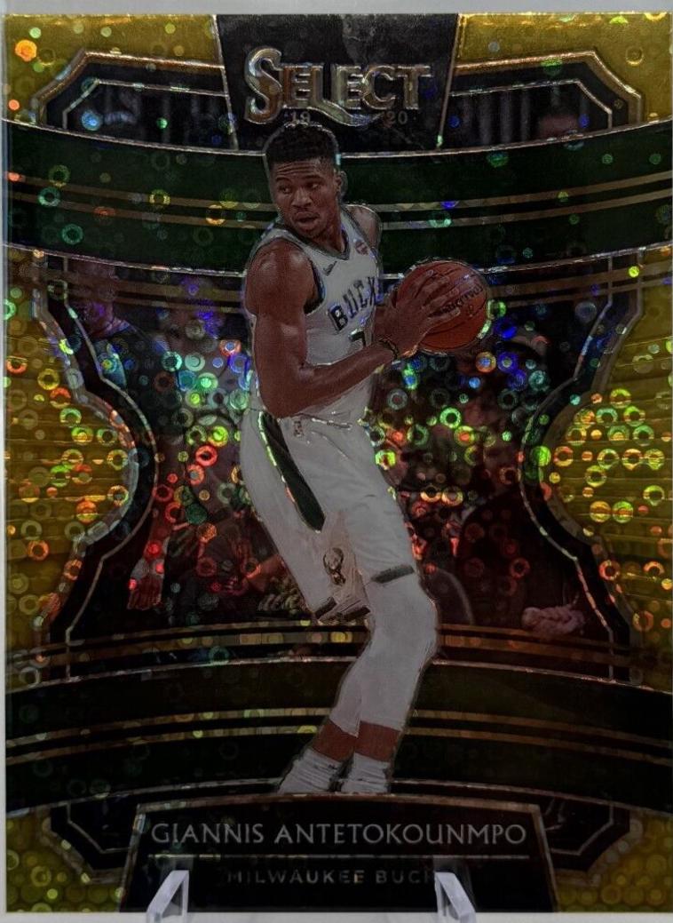 Giannis Antetokounmpo [Gold Disco Prizm] #22