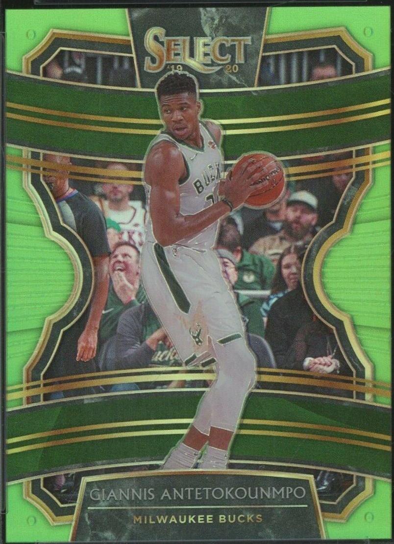 Giannis Antetokounmpo [Neon Green Prizm] #22
