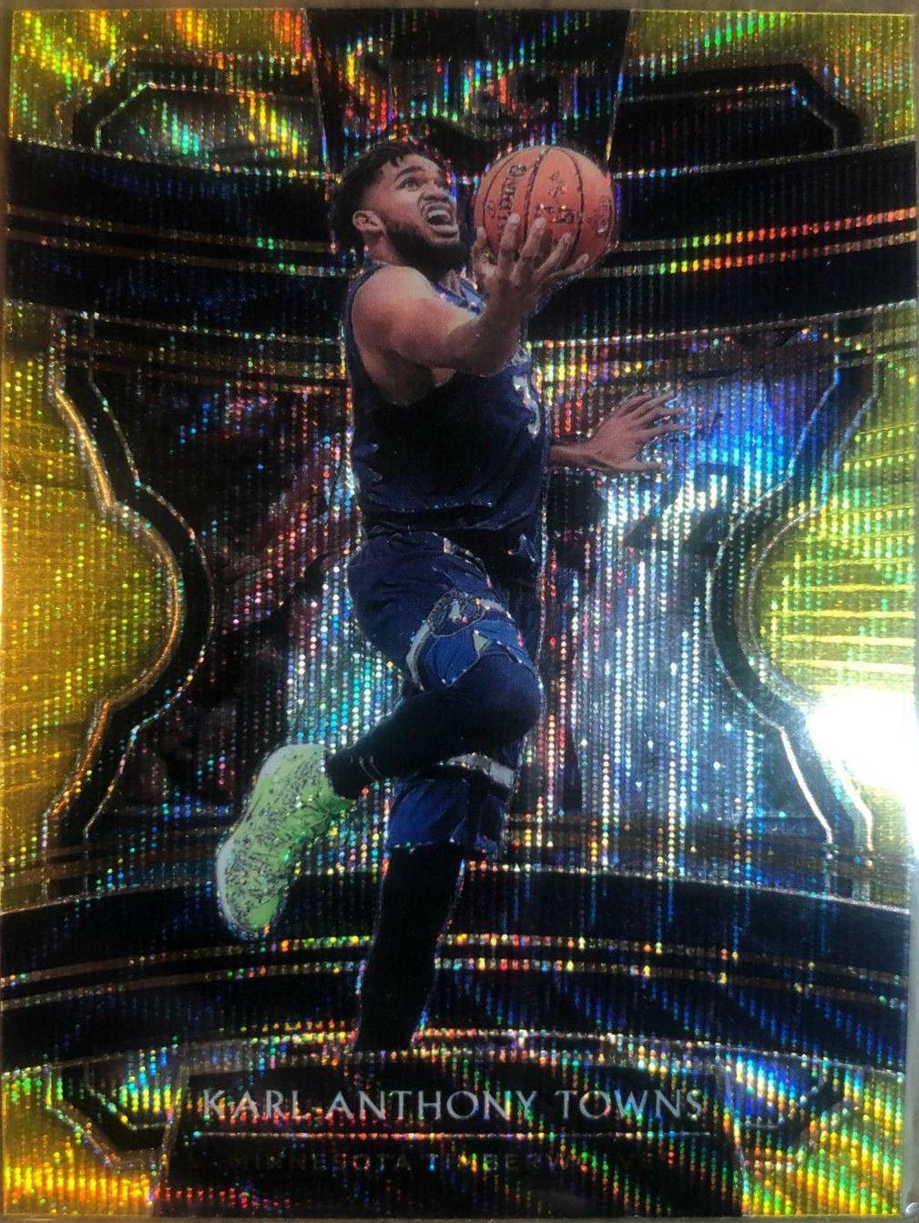 Karl Anthony Towns [Gold Wave] #25