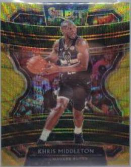 Khris Middleton [Gold Wave] #221