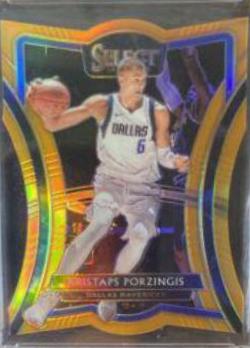 Kristaps Porzingis [Die Cut Orange Prizm] #123
