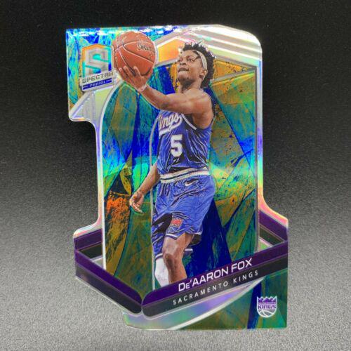 De'Aaron Fox [Universal Die Cut] #50