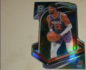 Deandre Ayton [Universal Die Cut] #88