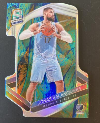 Jonas Valanciunas [Universal Die Cut] #93