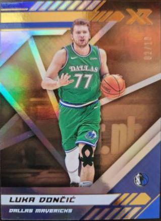 Luka Doncic [Gold] #300