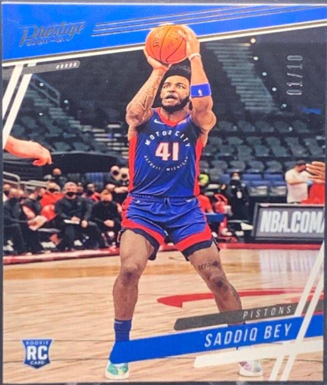 Saddiq Bey [Gold] #64