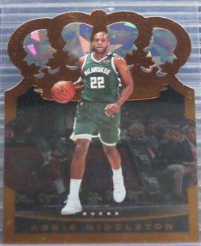 Khris Middleton [Crystal] #68