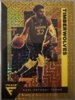 Karl Anthony Towns [Gold Mojo] #103