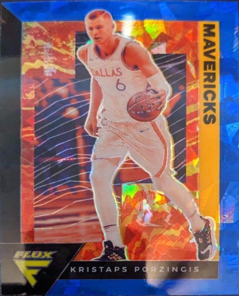 Kristaps Porzingis [Blue Cracked Ice] #38