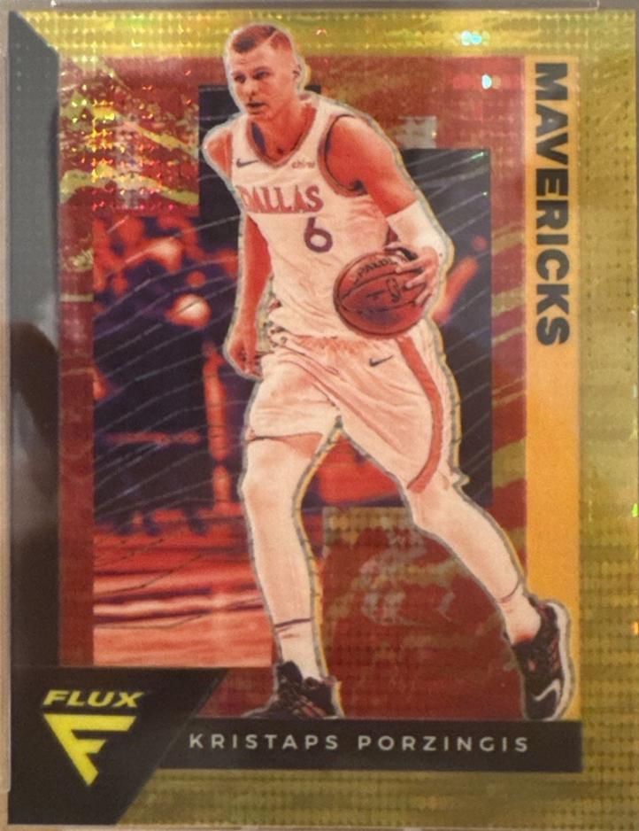 Kristaps Porzingis [Pulsar Gold] #38